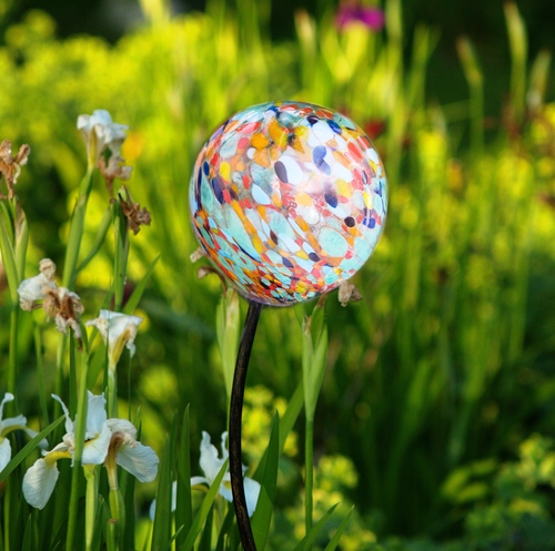 Spring is here... Time to light up the garden!