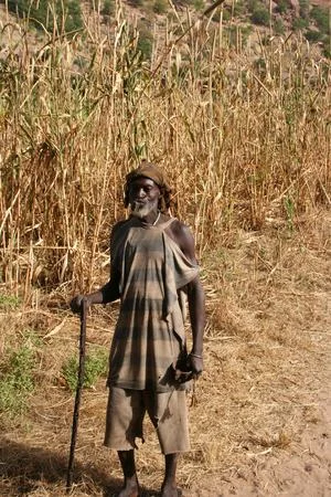 Nomadic man on the banks of the Niger River