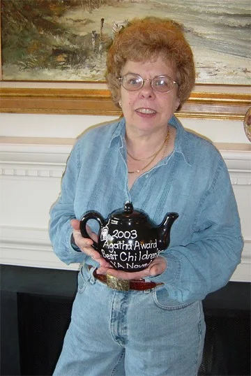 Kathleen Karr.jpg