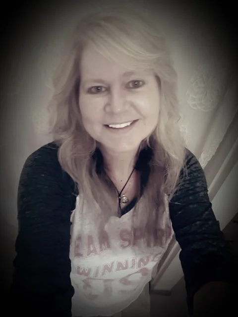 Julie Lamana.jpg