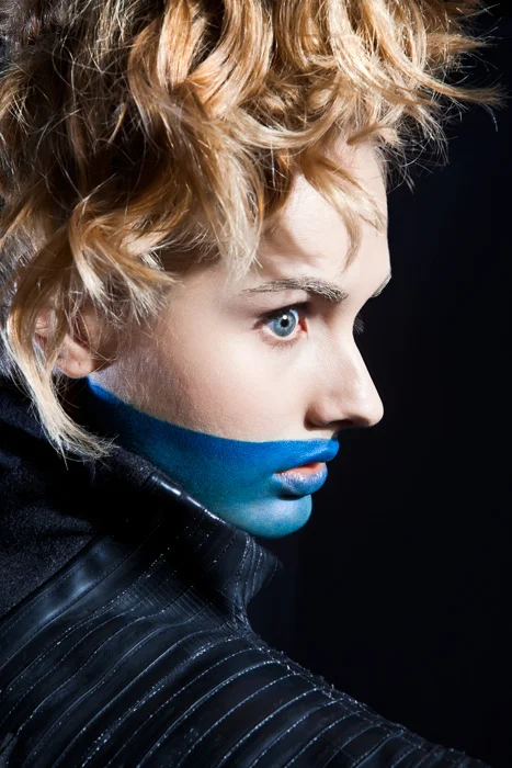 FInalSAIC-Fashion---Assignment-1---2-14-2012-0264Purling_Hiss_Subterranean_10-5-2012_web.jpg