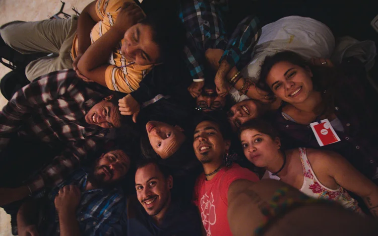 Quem pode fazer a maior selfie do grupo do Alpha?