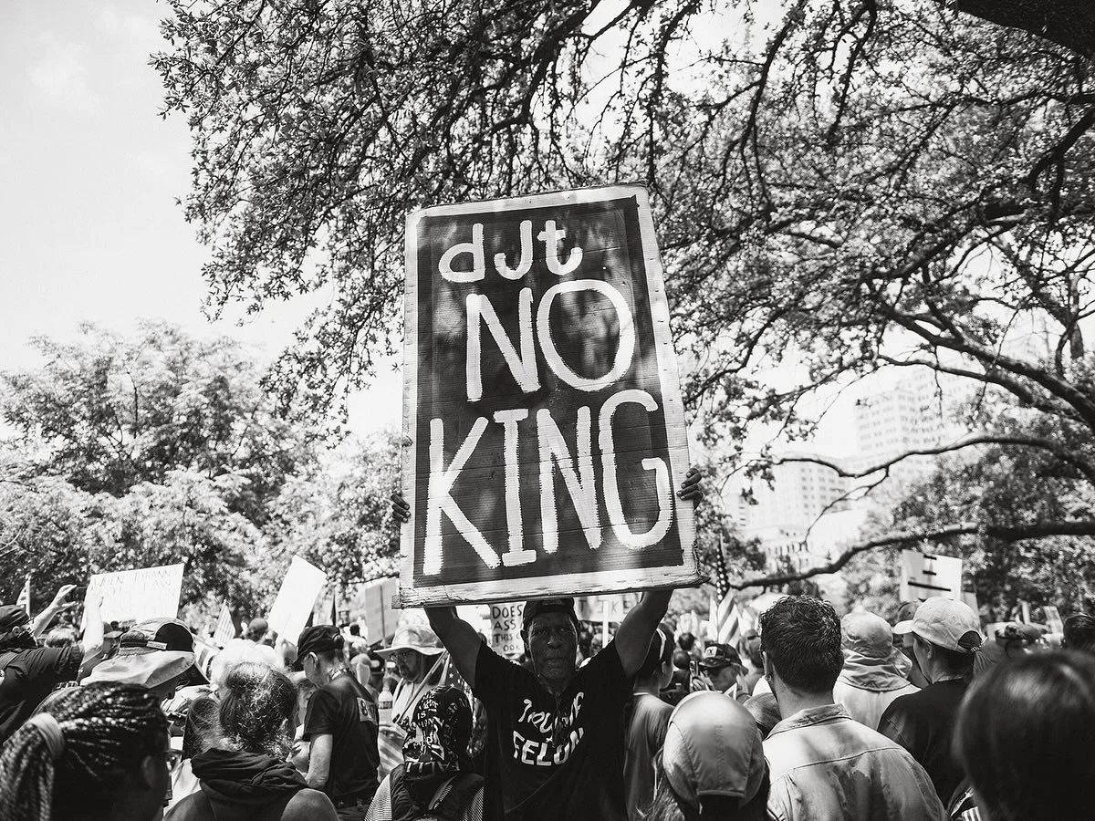 the level of kindness and cleverness at this protest was off the charts. #nokings