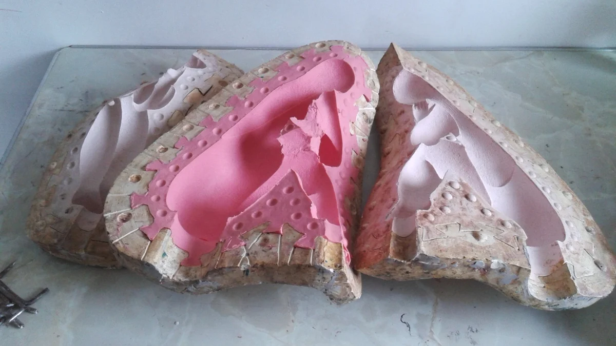 1-sad beaver mould mend2.jpg
