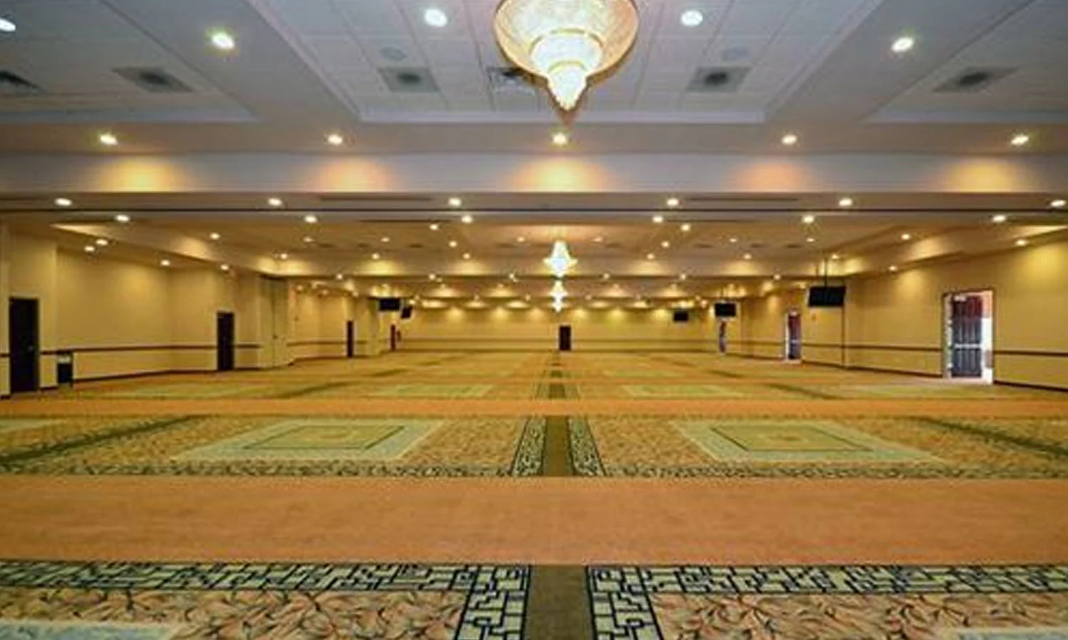 ballroom.jpg