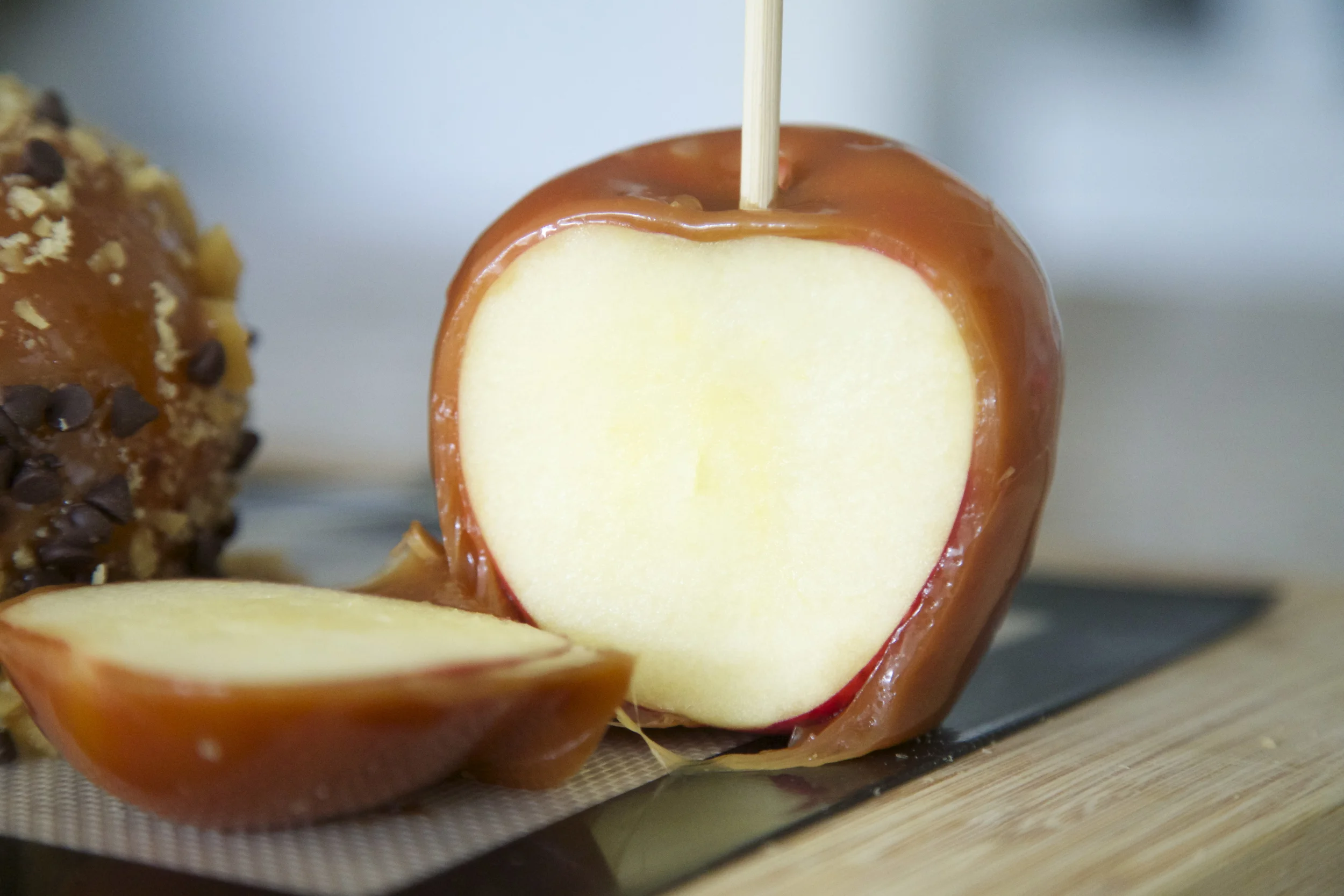 Salted Toffee Caramel Apples