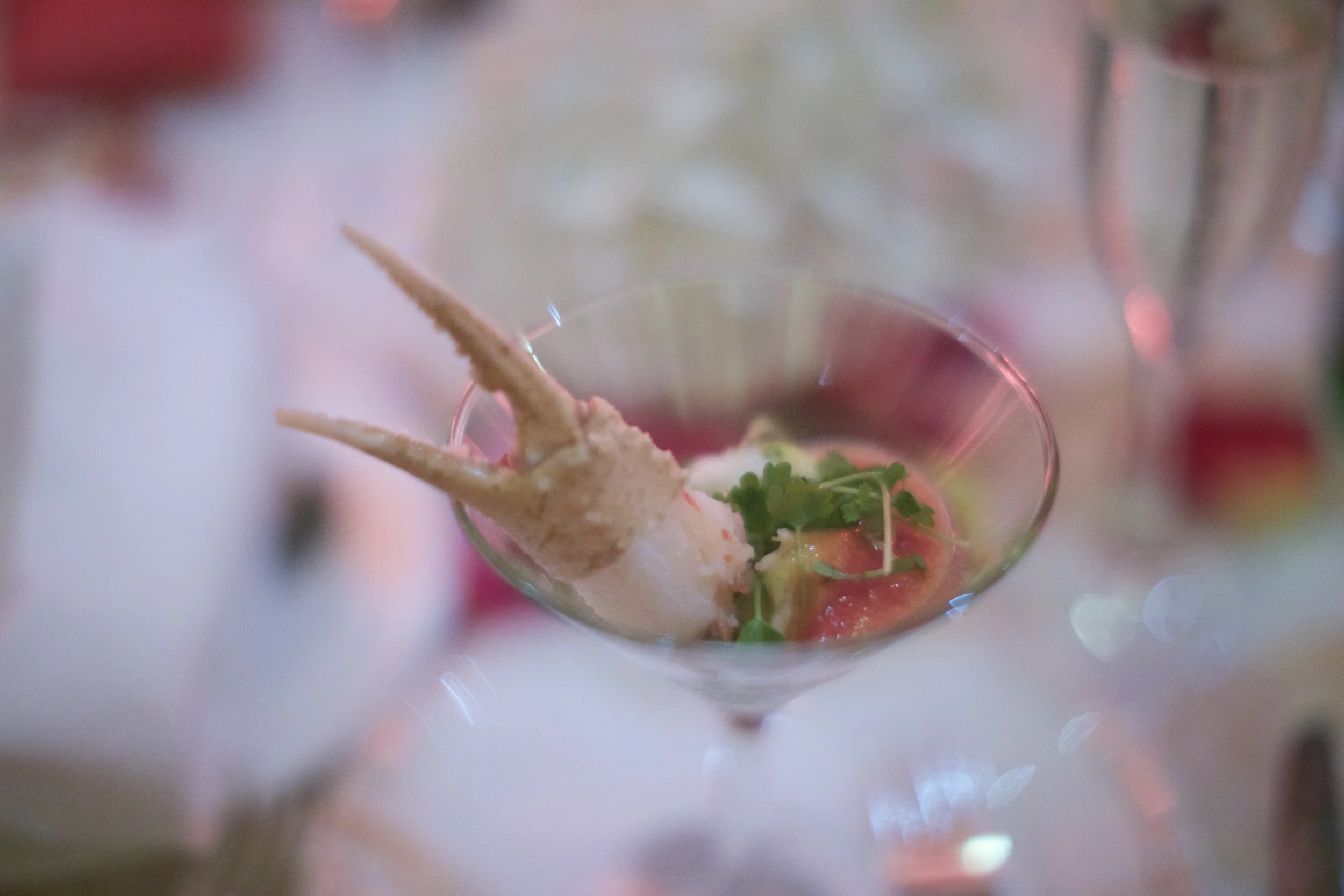 The amouse bouche (literally translated "amuse mouth") was a "Crab Martini" and was a solid opener for the meal. In it laid chunks of dungeoness crab meat, an avocado puree or "Mousse", and a "Blood Mary" tomato based condiment of sorts. Although I did miss the "Foam" effect of the the "Bloody Mary" sauce. Here's how the menu read: -Amuse bouche- Crab Martini Lump Crab/ Avocado Mousse/ Bloody Mary Foam 