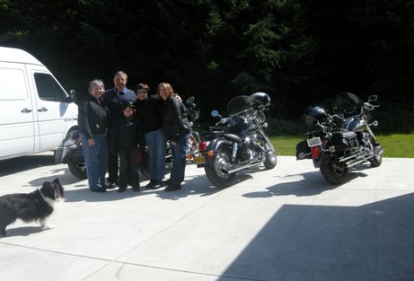L to R: Ian, my brother's dog, Monica, my SIL, David, my brother, Lindsay, my daughter, me, and Susie, my sister