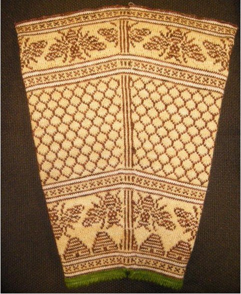 Conjoined Sleeves, with steeks between