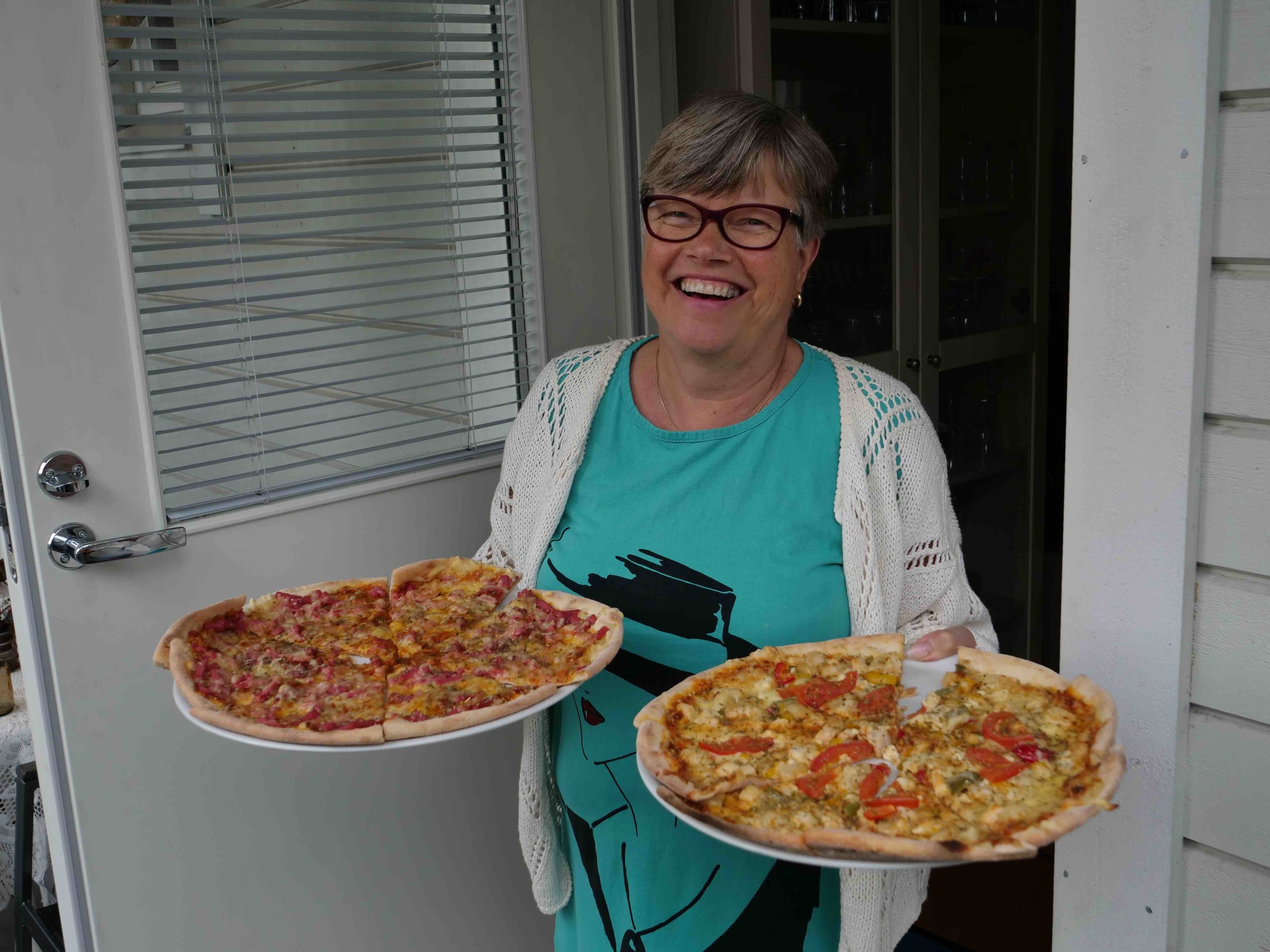  Finnish pizza with my aunt, Tarja. 