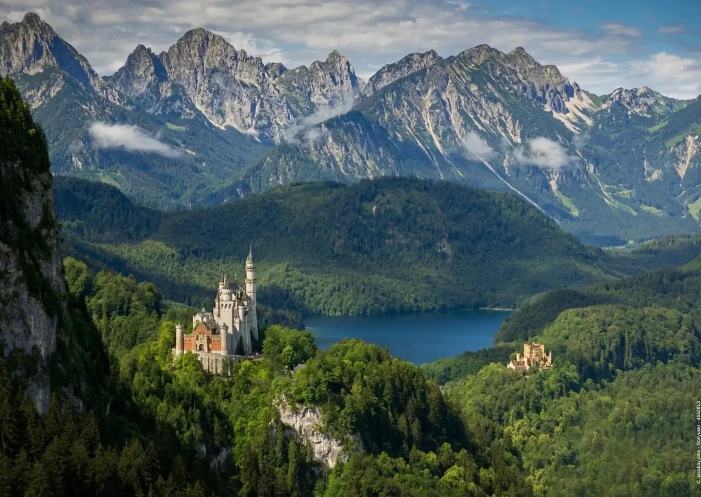 Neuschwanstein-Castle-part-one-h-2.webp