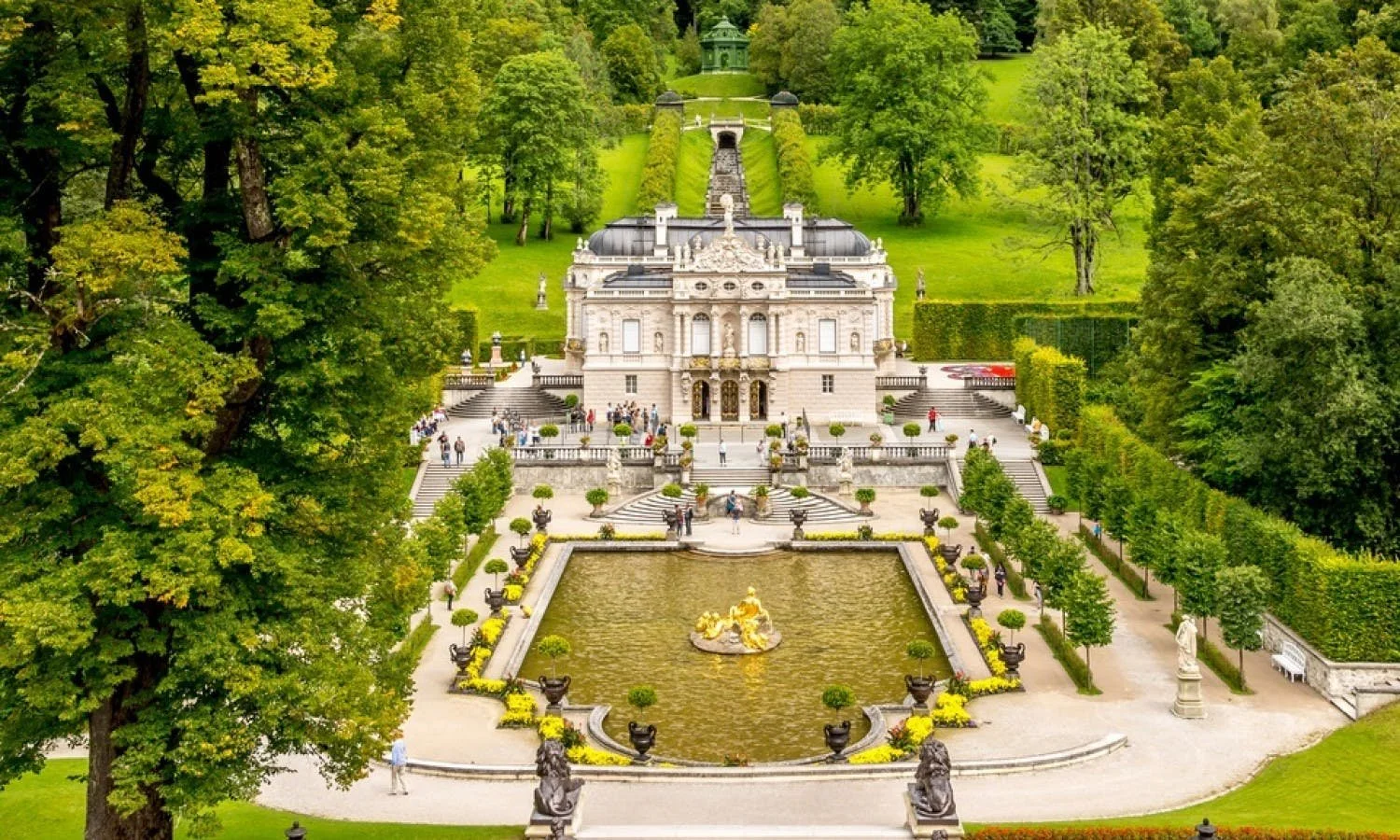 schloss-linderhof-2-jpg_header-51795.jpeg
