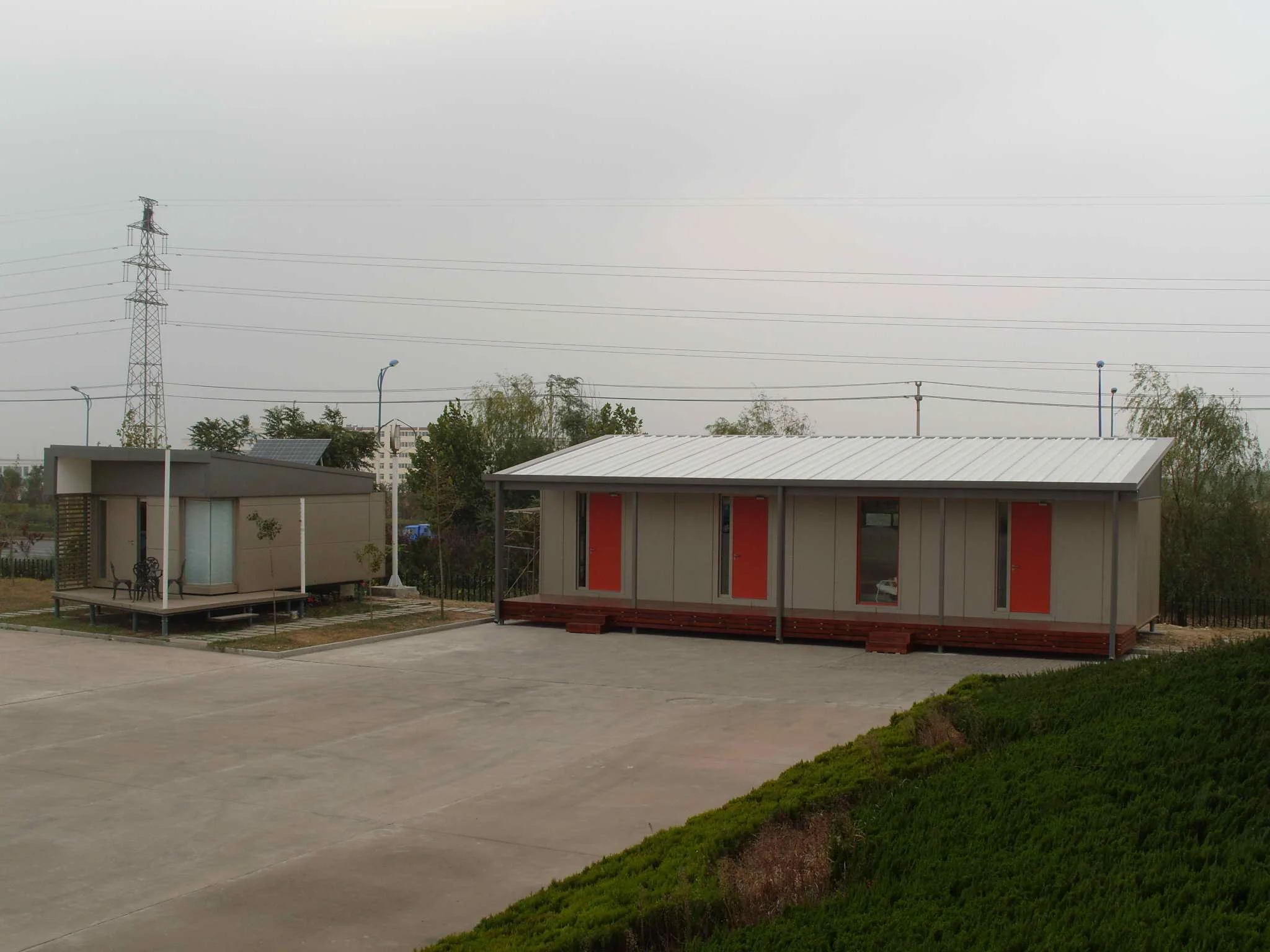S1053928.jpg