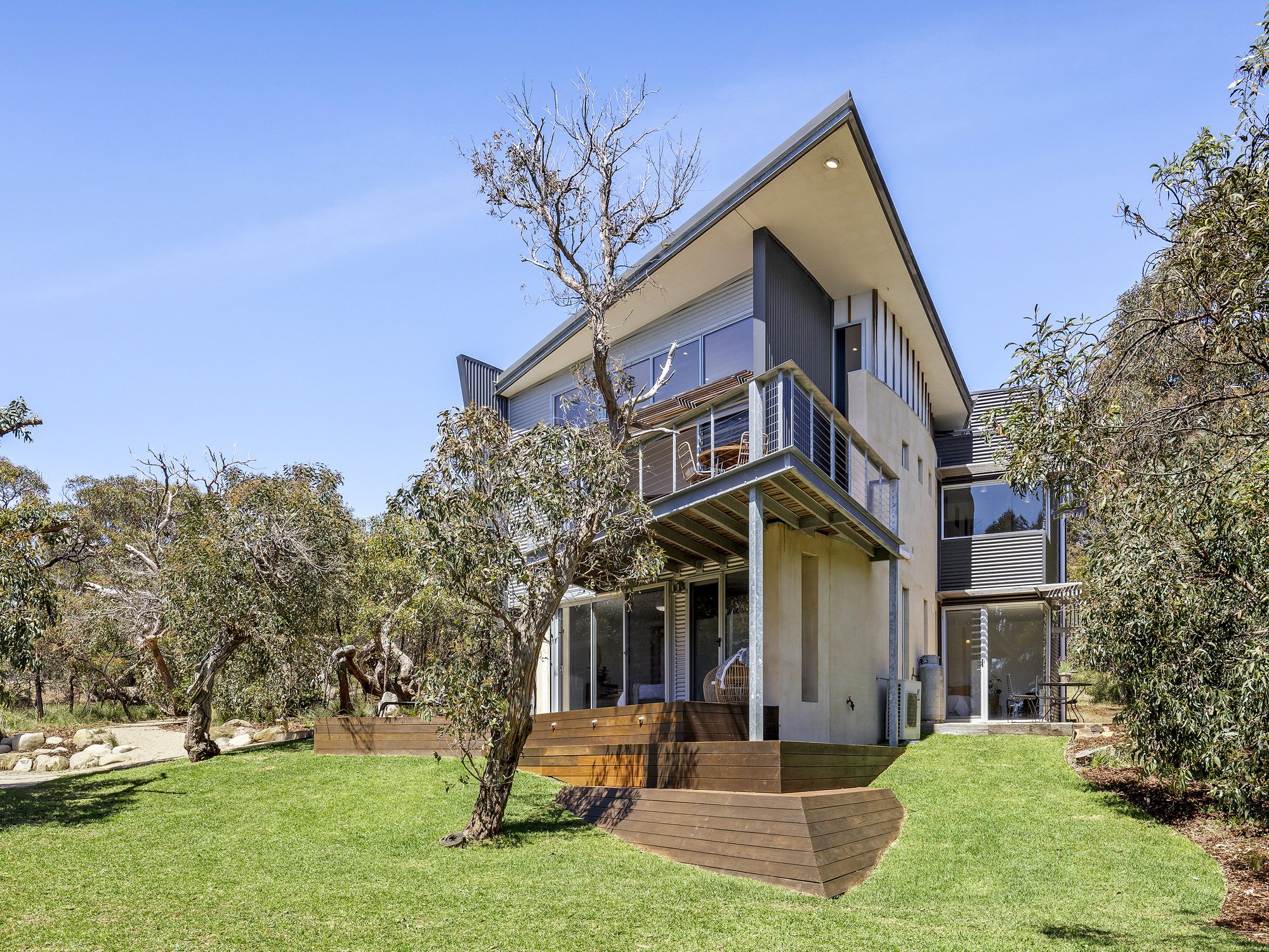 026_Open2view_ID720777-42_Bells_Boulevard.jpg