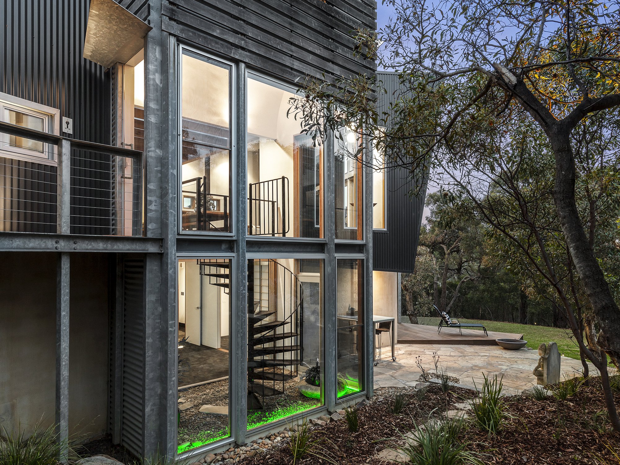 069_Open2view_ID720777-42_Bells_Boulevard.jpg