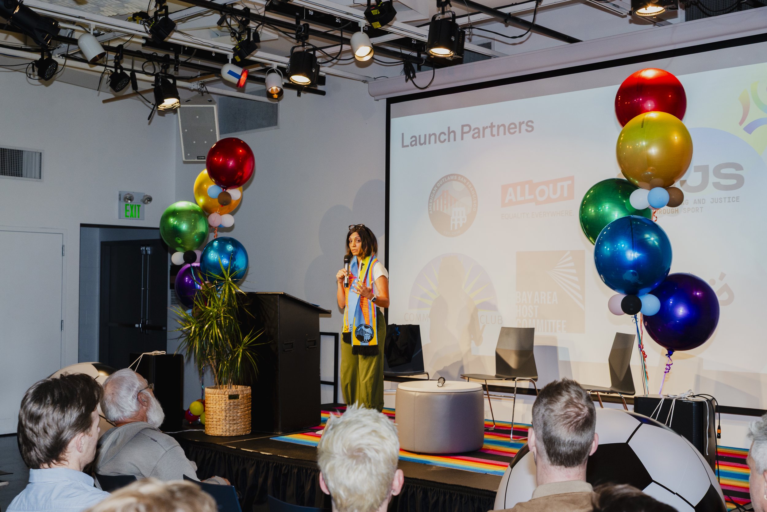 Panel_Networking_Event-58.jpg