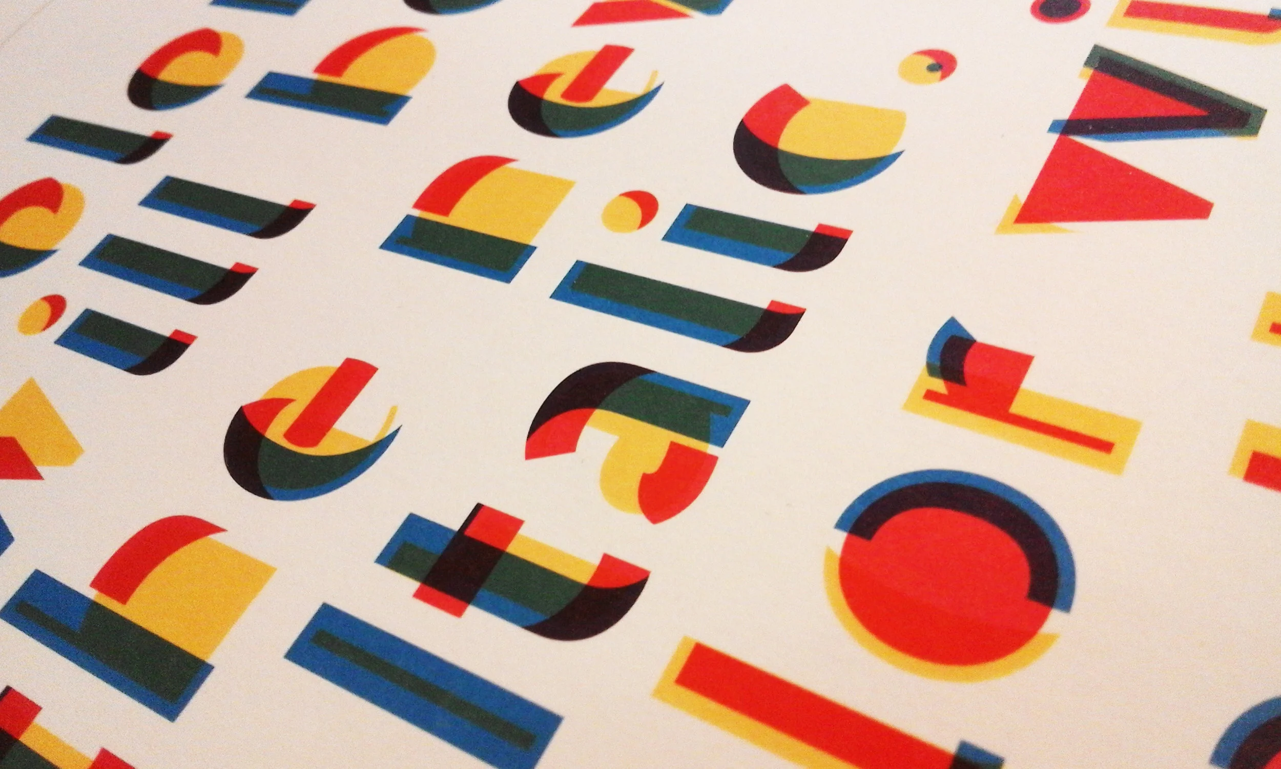 Designnovotypocolorbook01.jpg
