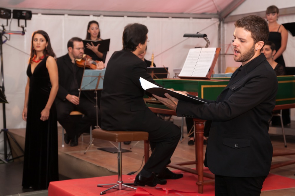 Dido and Aeneas - With La Nouvelle Ménestrandie · Conductor: Leonardo García Alarcon - Dido: Solenn Lavanant Linke - Variations Musicales de Tannay 2010 (Geneva -CH)