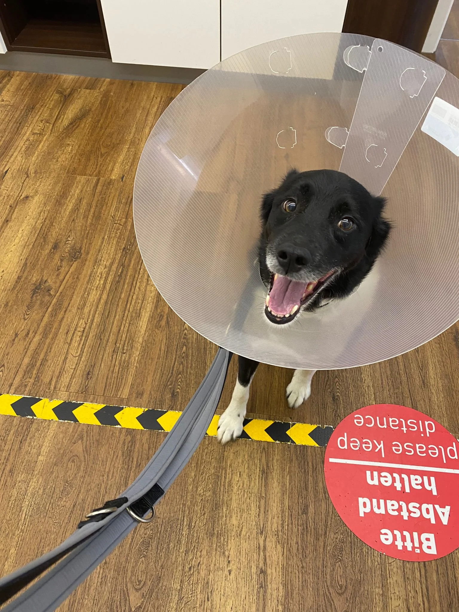 Please keep distance