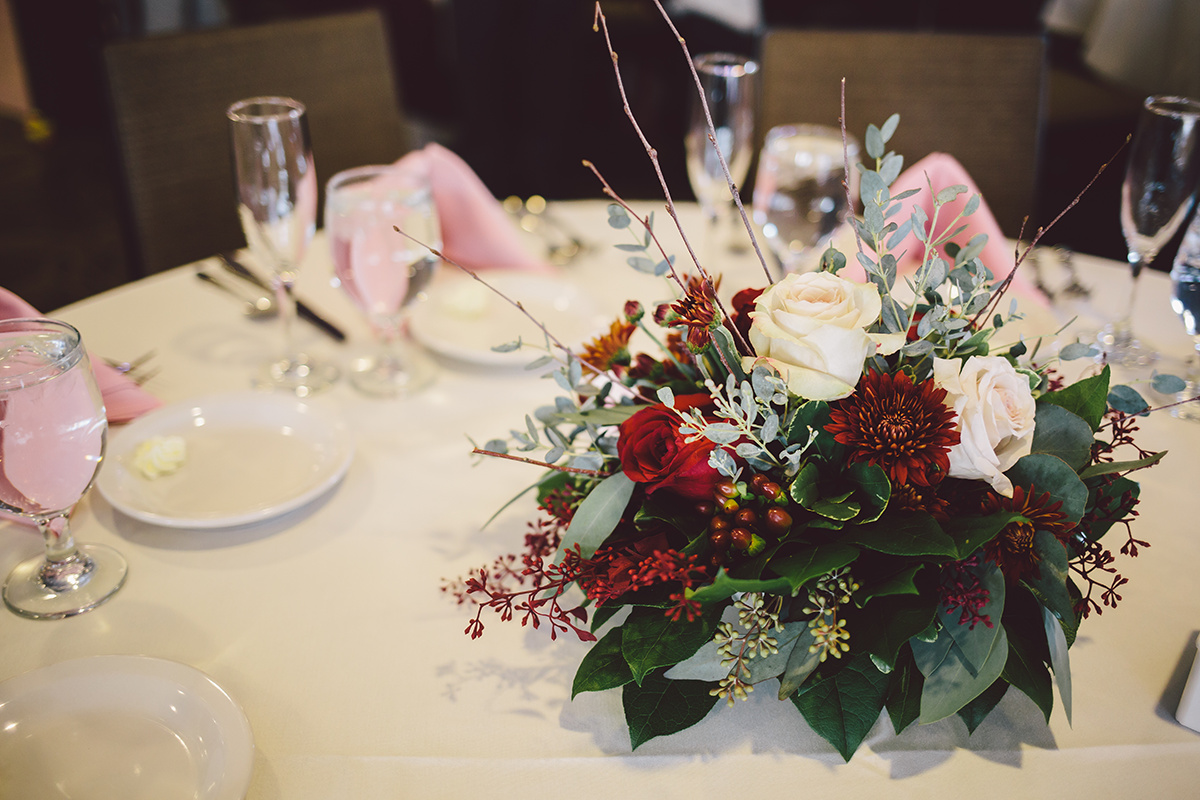 Florals by Avant Garden Floral. Moment beautifully captured by Amanda Kohler Photography. @amandakohlerphotography, amandakohlerphotography.com
