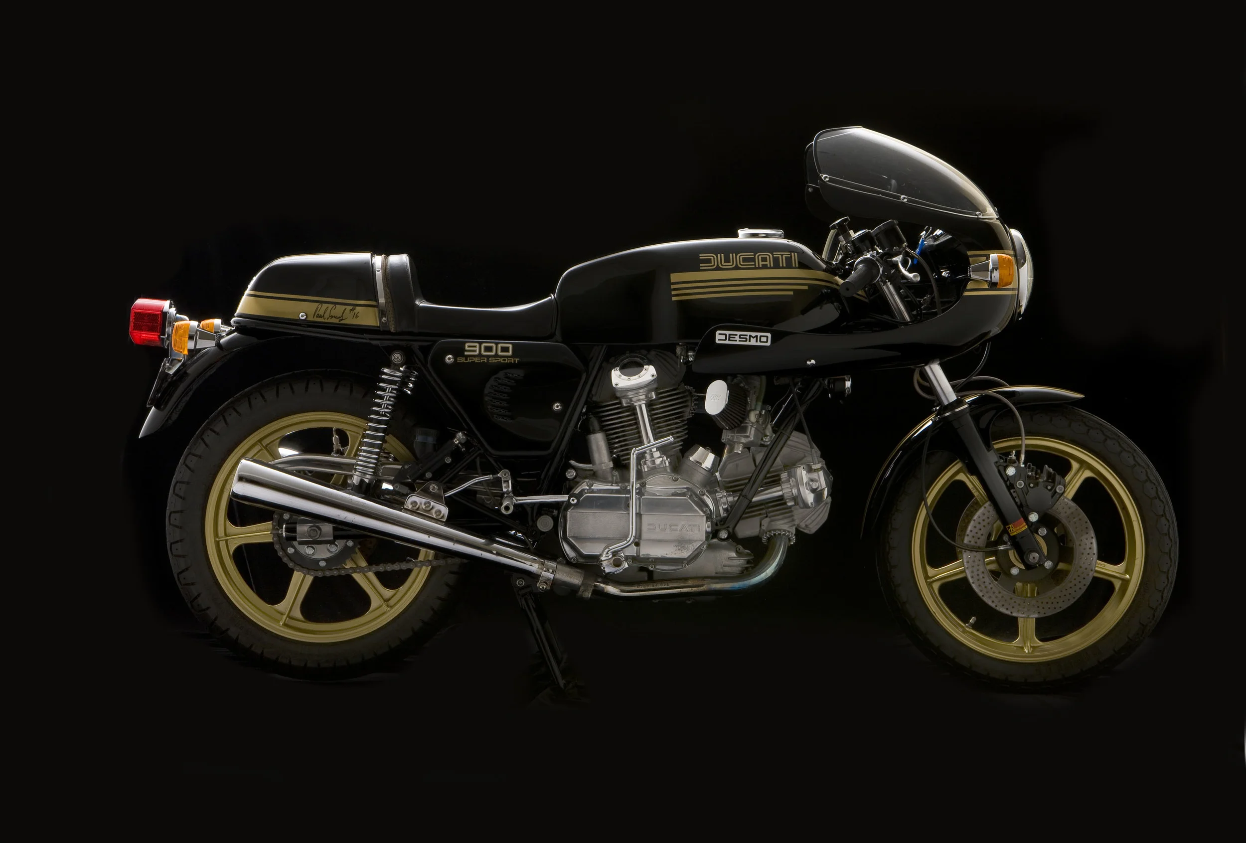 78duc900_0464_V1_10.jpg
