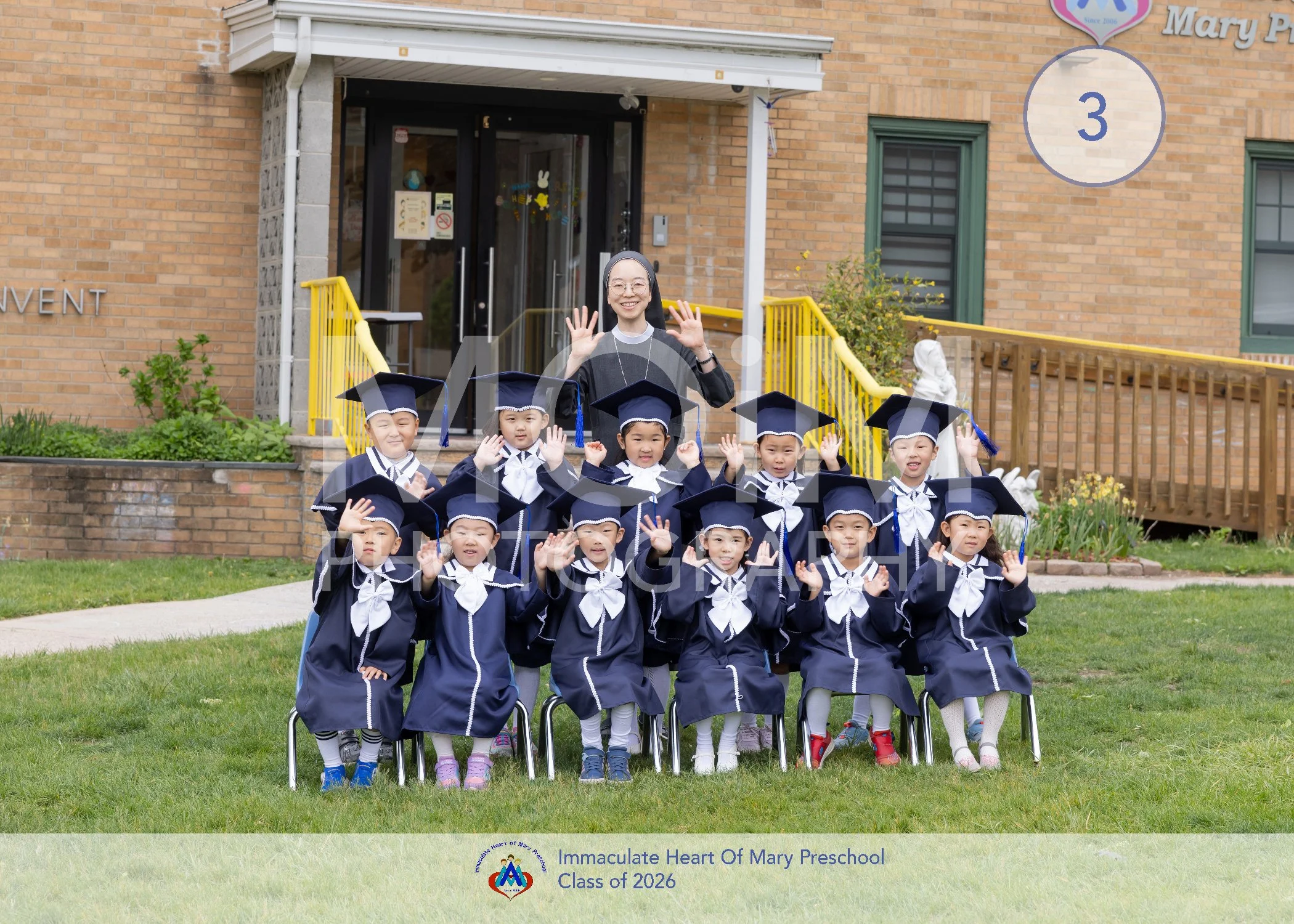 Group gown 선행 03.jpg