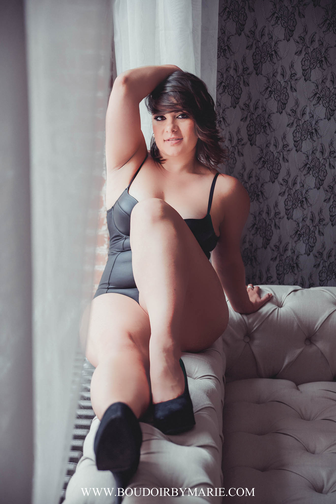 International Boudoir Photographer Boudoir by Marie traveled to Vancouver, Canada for this sexy and curvy boudoir photography session.