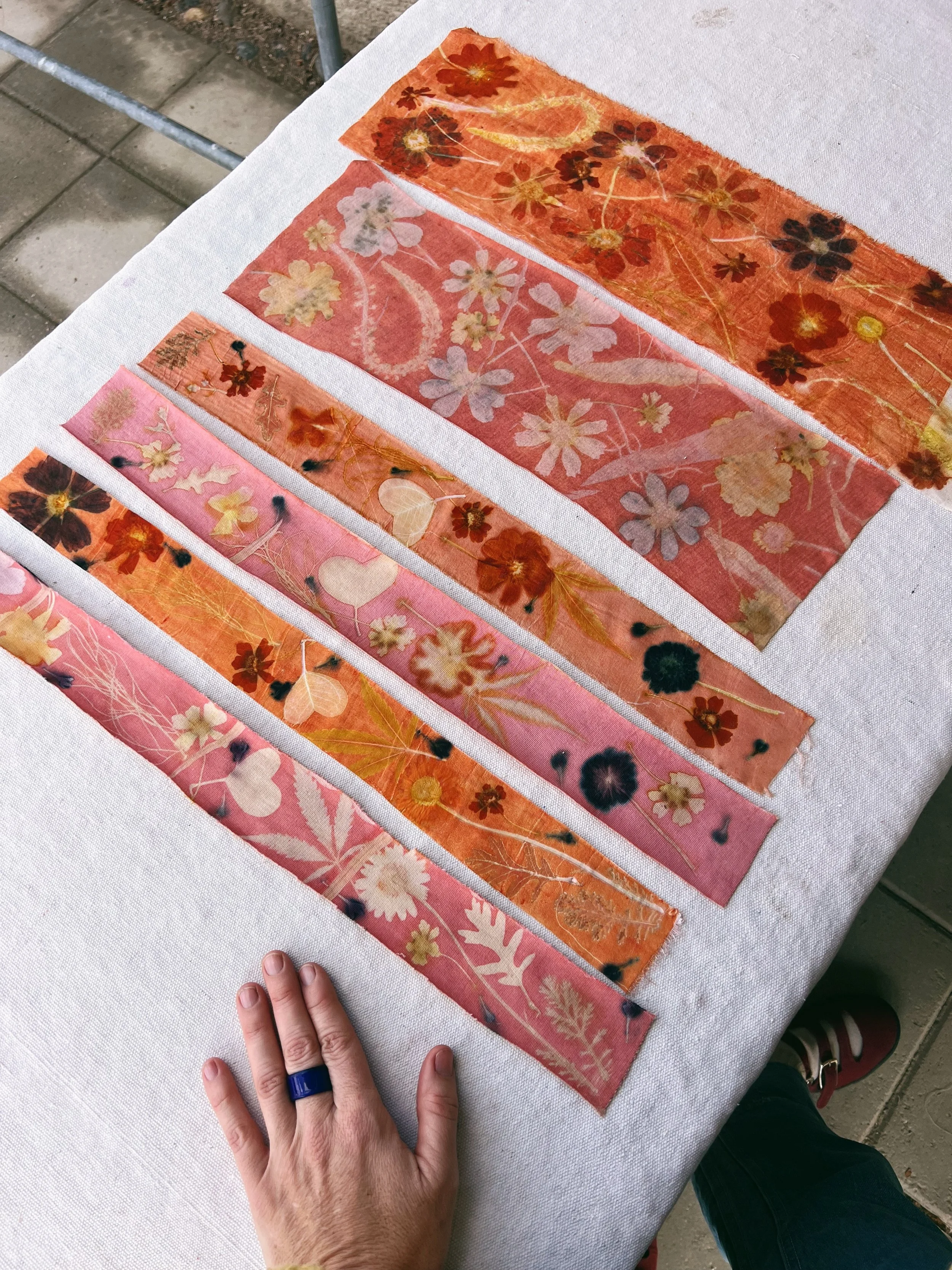 *New EcoPrinting with Dye Blankets Tutorial