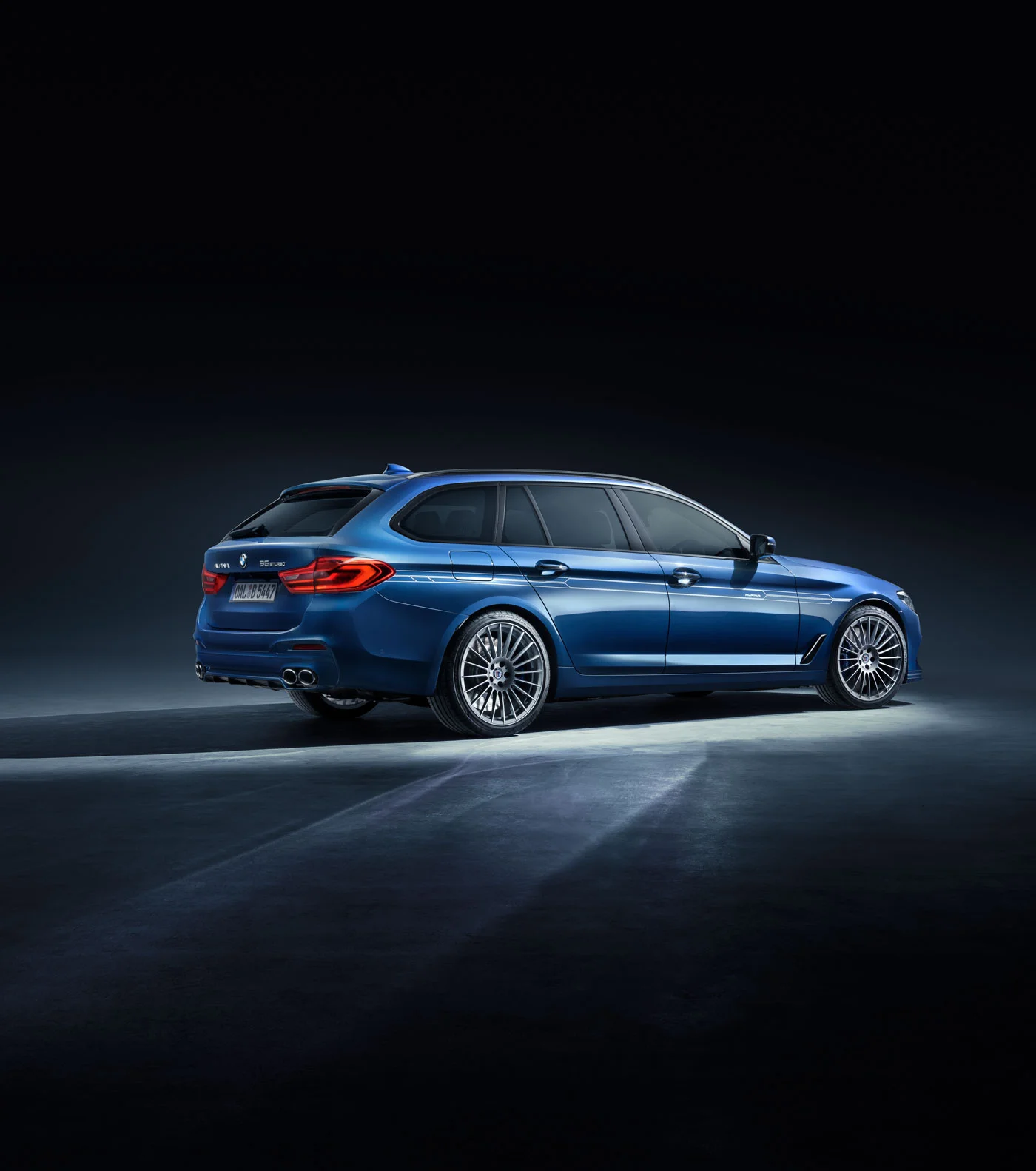 00_cover_bmw_alpina_b5.jpg