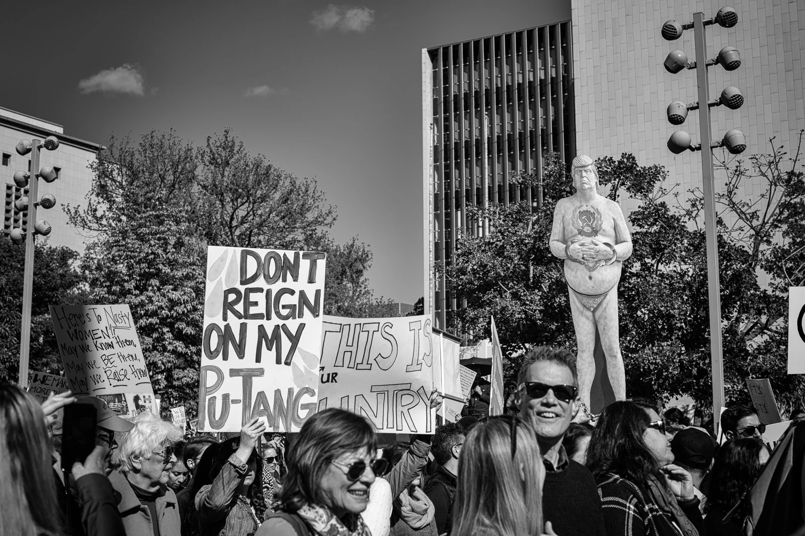 Lorene Cayabo_WomensMarch--2.jpg