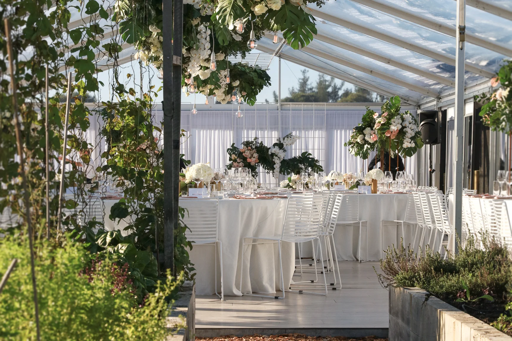 ©MichelleWeir-Blush-TaraIti-Wedding-72dpi-087.jpg