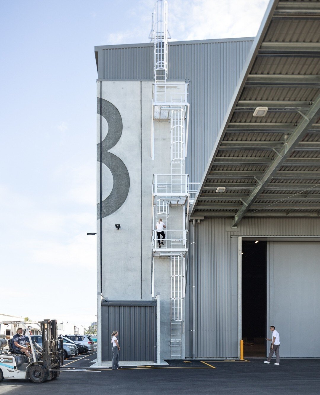 A project of immense scale, shooting at the Auckland Film Studios for @ignitearchitects was a first. Sized at 2000m2 each, we certainly got our steps in that day shooting 'Te Pūtahi', the two new world-class stages in West Auckland. ⁠
⁠
Thank you to 