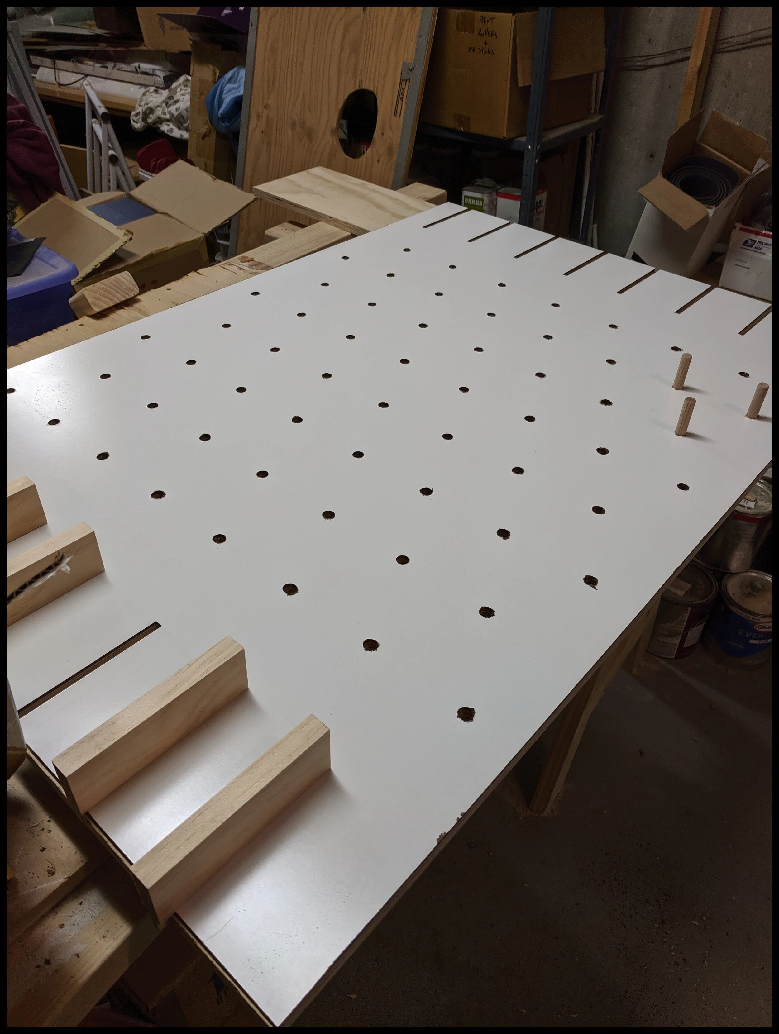 Slots in Board w Border.jpg