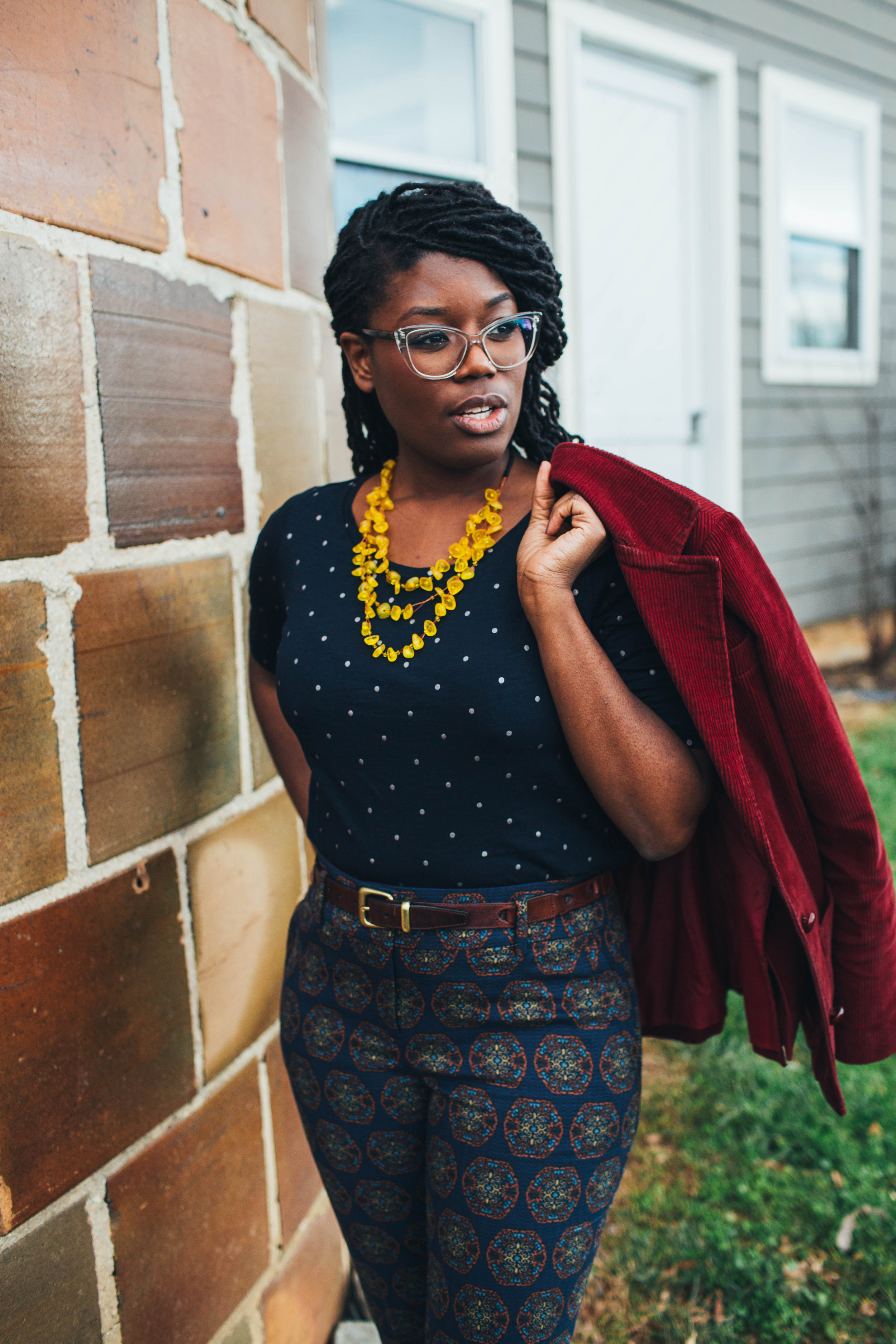 Oh yes, I almost forgot--that jacket and its versatility. I know it showed up in my last post but wanted to give you all some inspiration on how to use staple pieces across outfits. Hope you all enjoyed and would love to hear (and see) how you go about mixing prints. Until next time. Pants: Loft Top: Loft Belt: Thrifted Blazer: Thrifted Shoes: Anne Klein iFlex Photography: cthrulens 