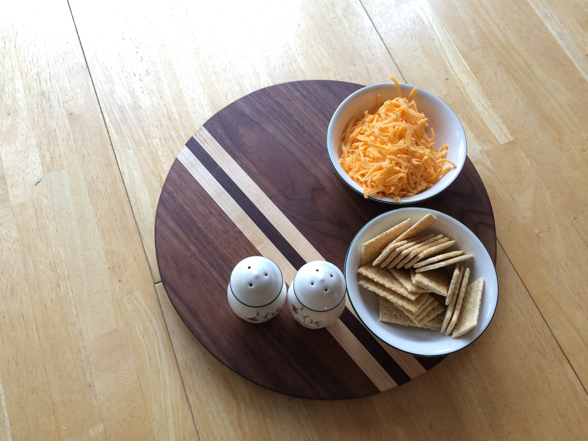 Lazy Susan Web Retouched-2.jpg