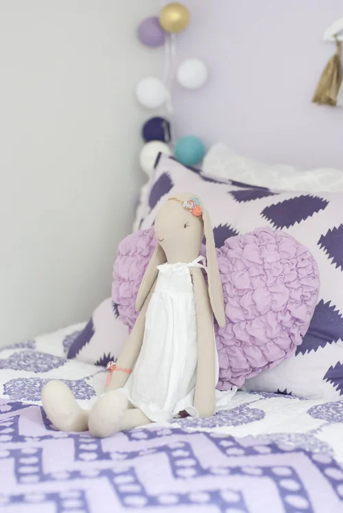 CHLOE'S BIG GIRL BEDROOM — WINTER DAISY | Melissa Barling, Kids ...