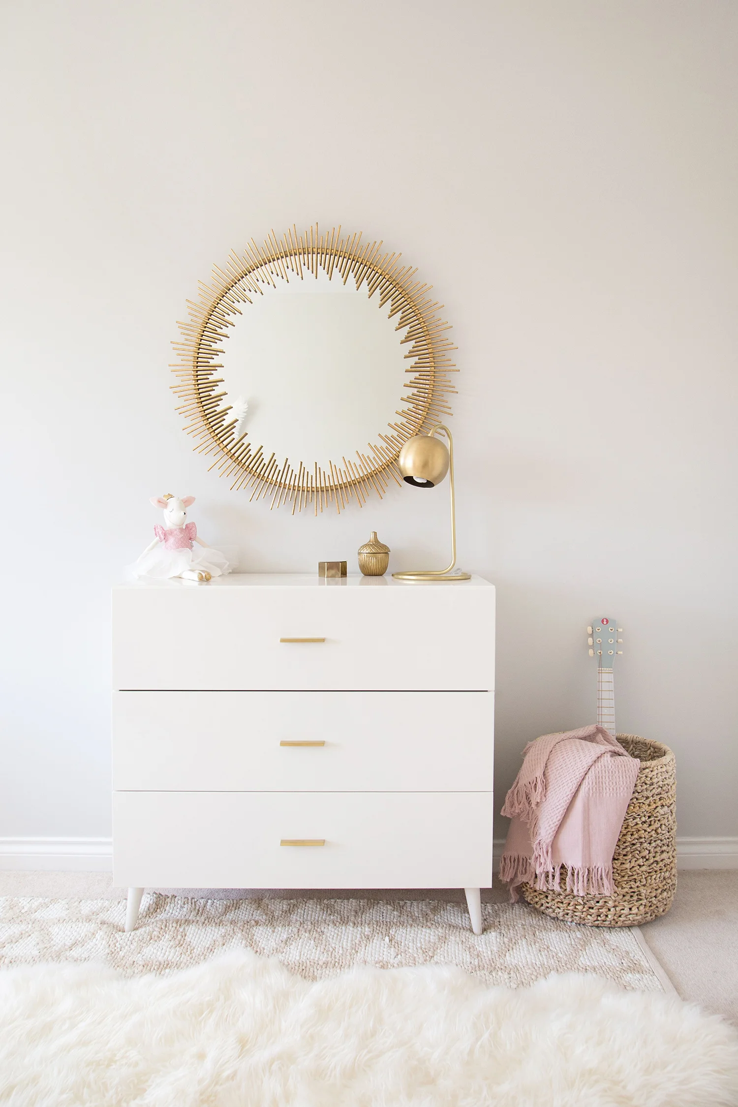 gold mirrors How To Style Your Kids Shelves in 4 Easy Steps