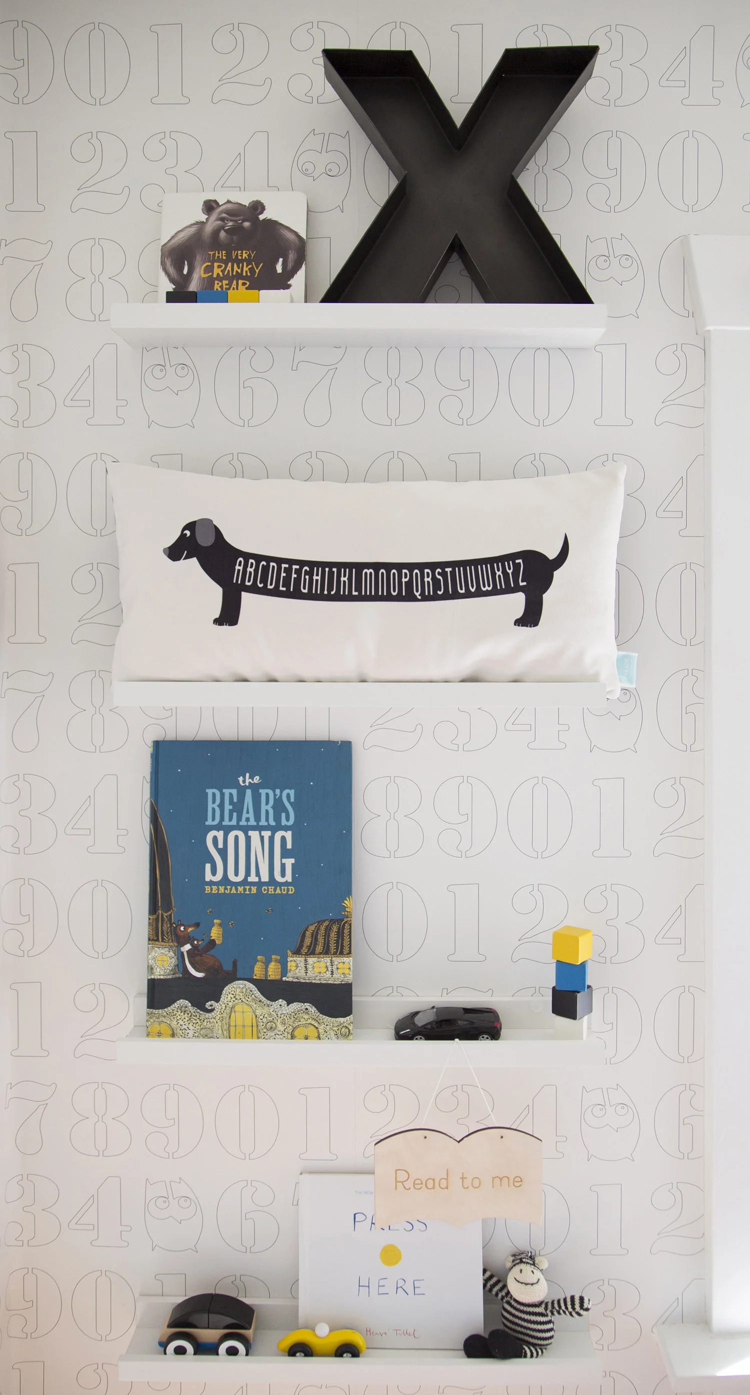 book wall in kids room
