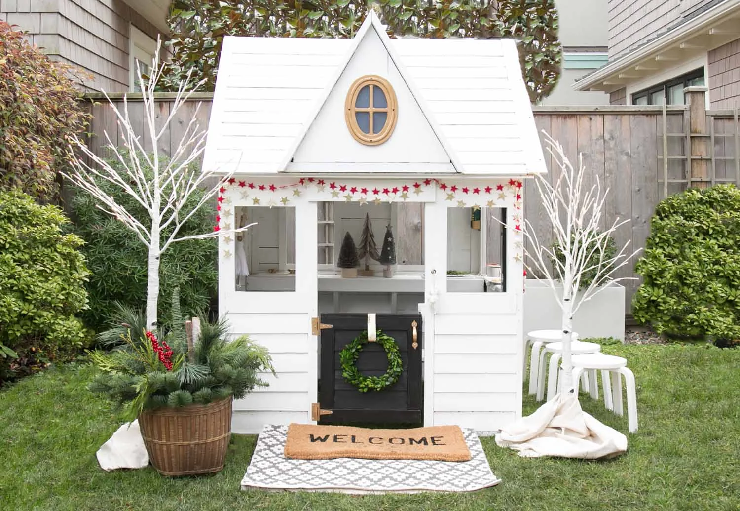 KIDS CHRISTMAS WOODEN PLAYHOUSE — WINTER DAISY | Melissa Barling, Kids ...