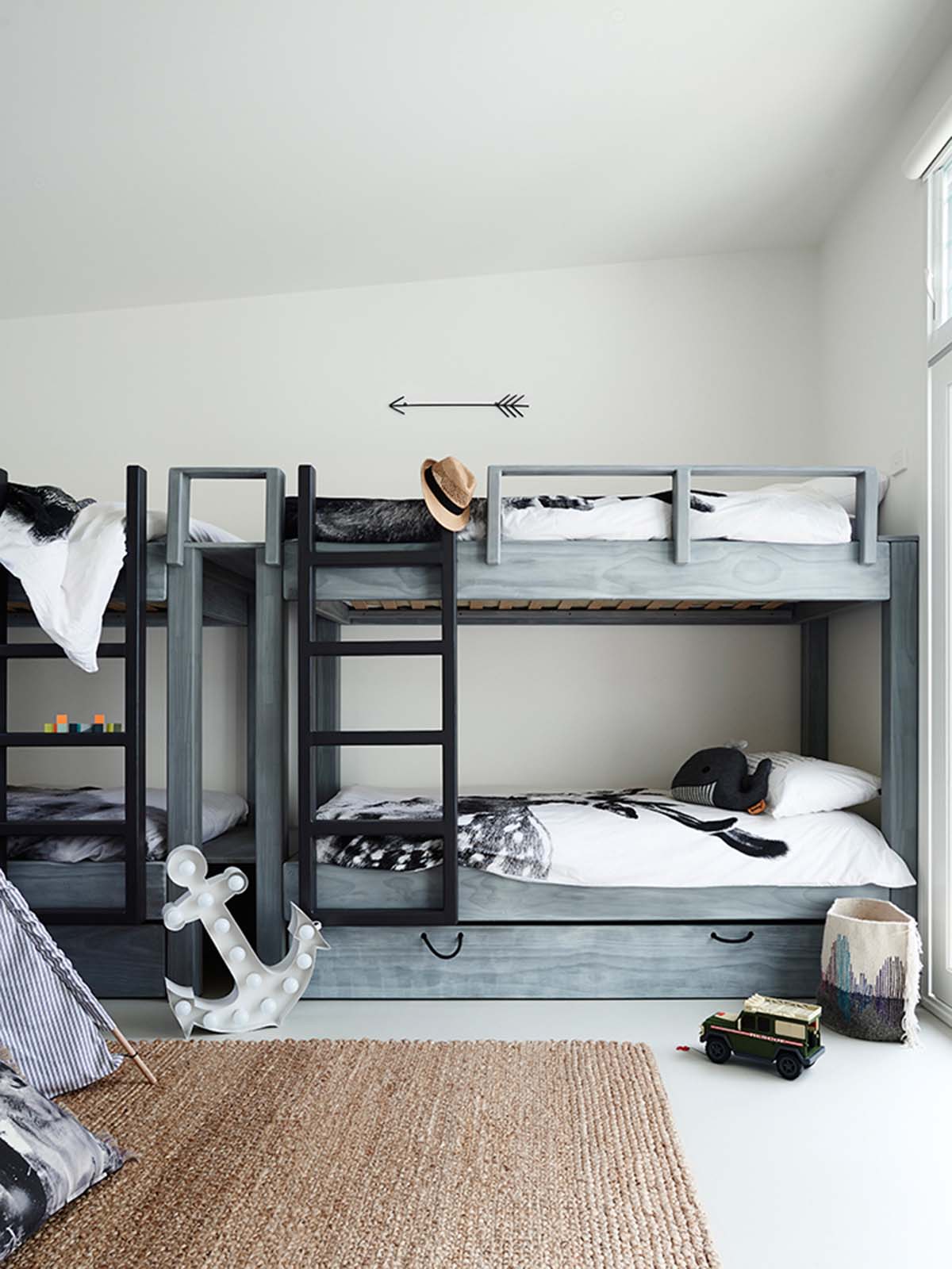 boys bunk bed room