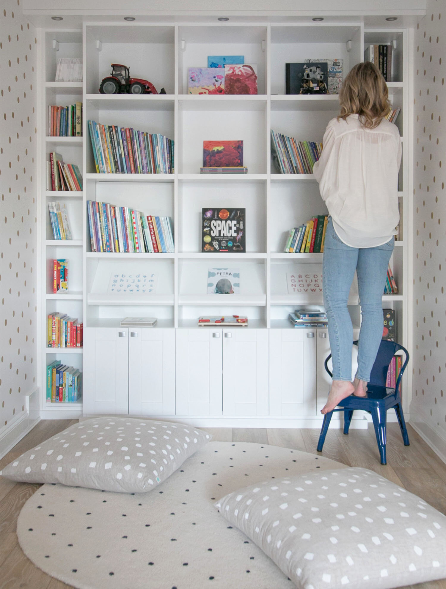 Books How To Style Your Kids Shelves In 4 Easy Steps Winter
