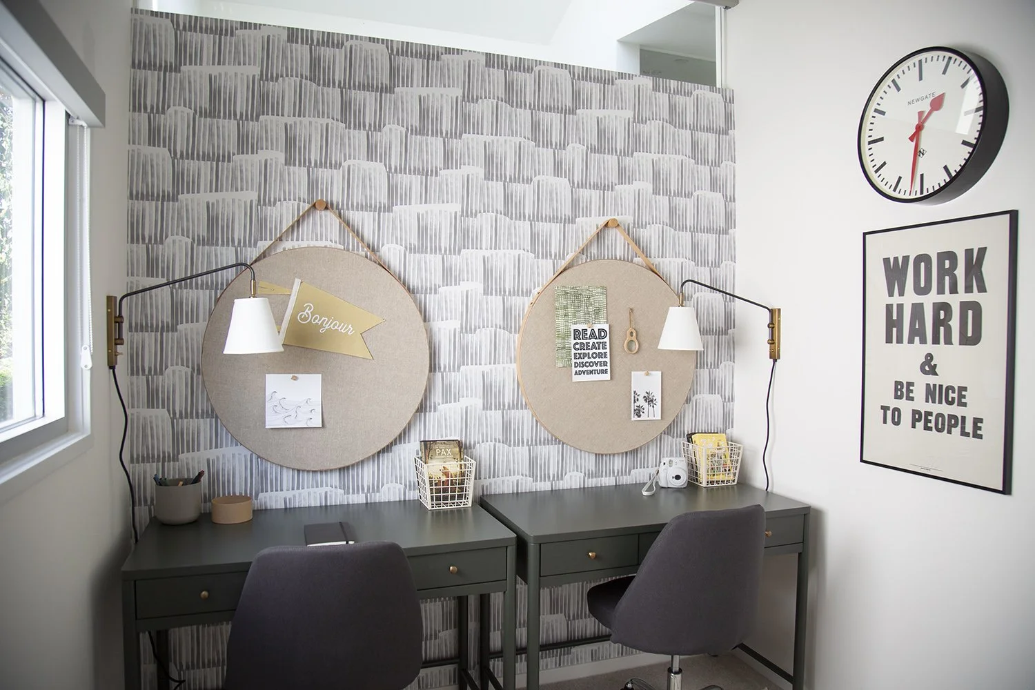 Green grey homework room1.jpg