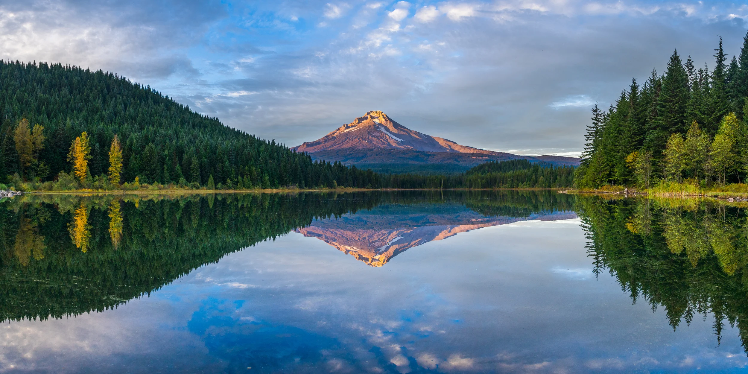 Trillium Lake Panorama swuarespace.jpg