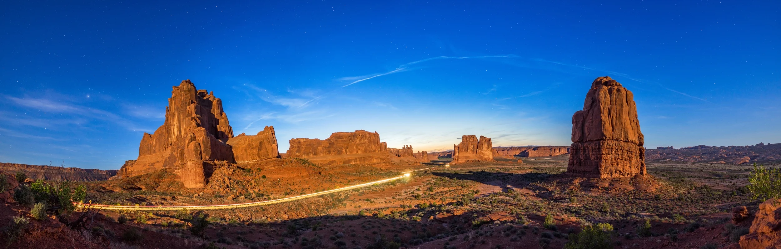 ARCHES MOON PANO (1 of 1).jpg