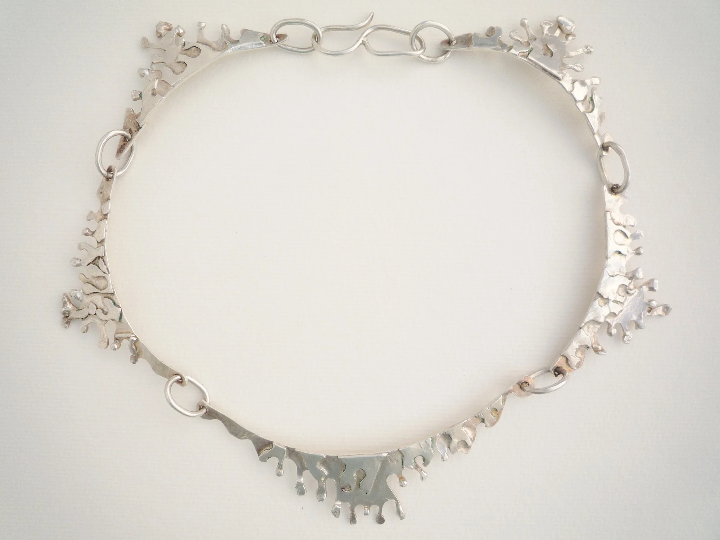 Slipped Crown Necklace