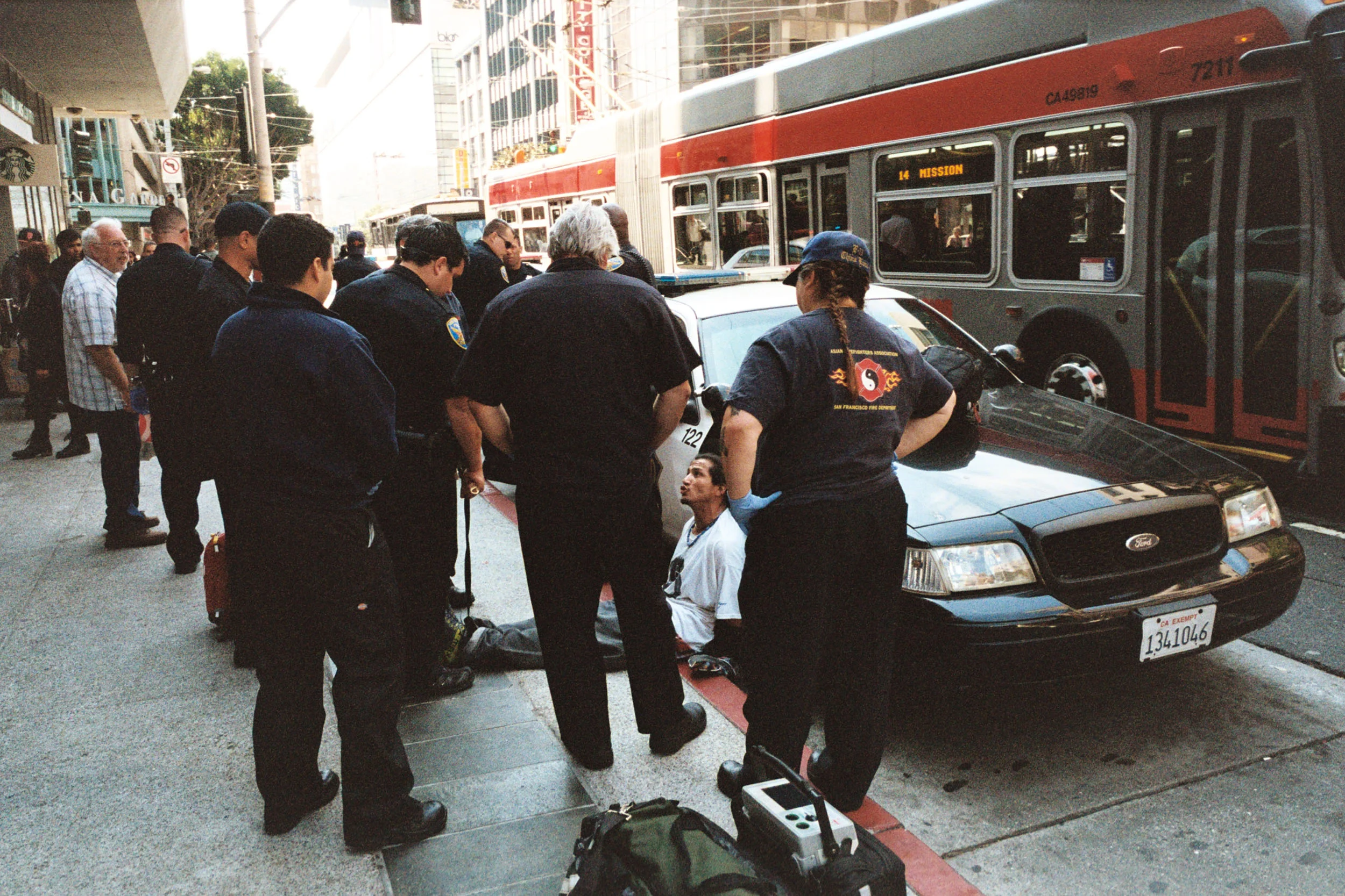 cops_04.jpg