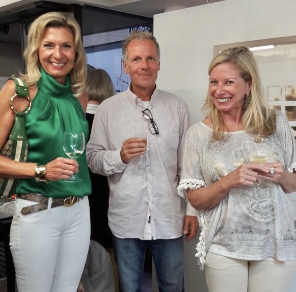  Sabine Herbold, Thomas Schidlauskat, and Ann-Katrin Sura. Opening night of  Playing With Fire  solo exhibition at Galerie Uhn, Königstein-im-Taunus, Germany. Image: Jimin Leyrer 
