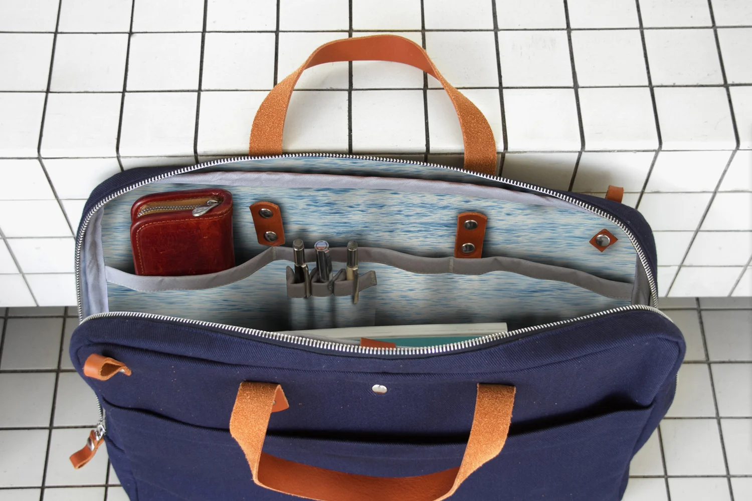 Briefcase-Laptop-Bag-open_Print_web.jpg