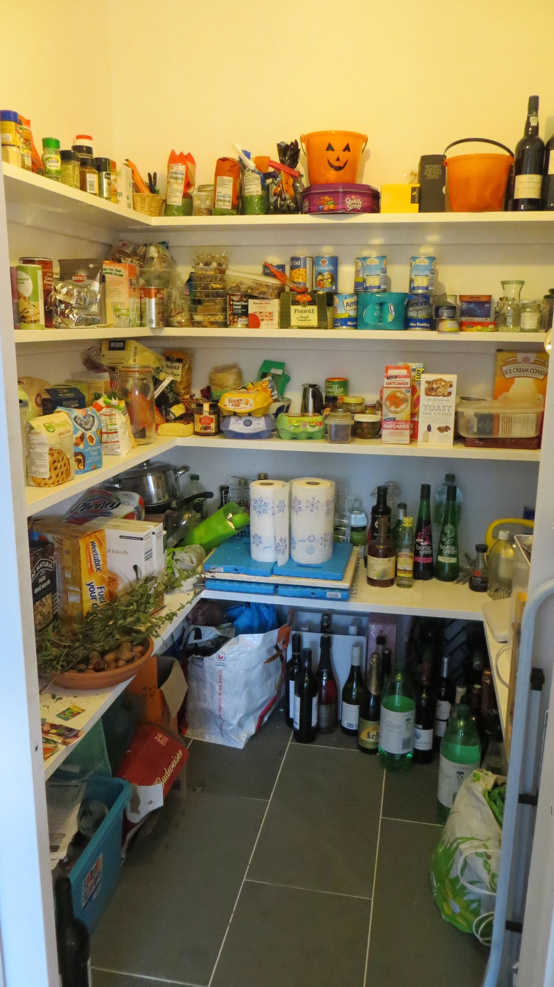 pantry.JPG
