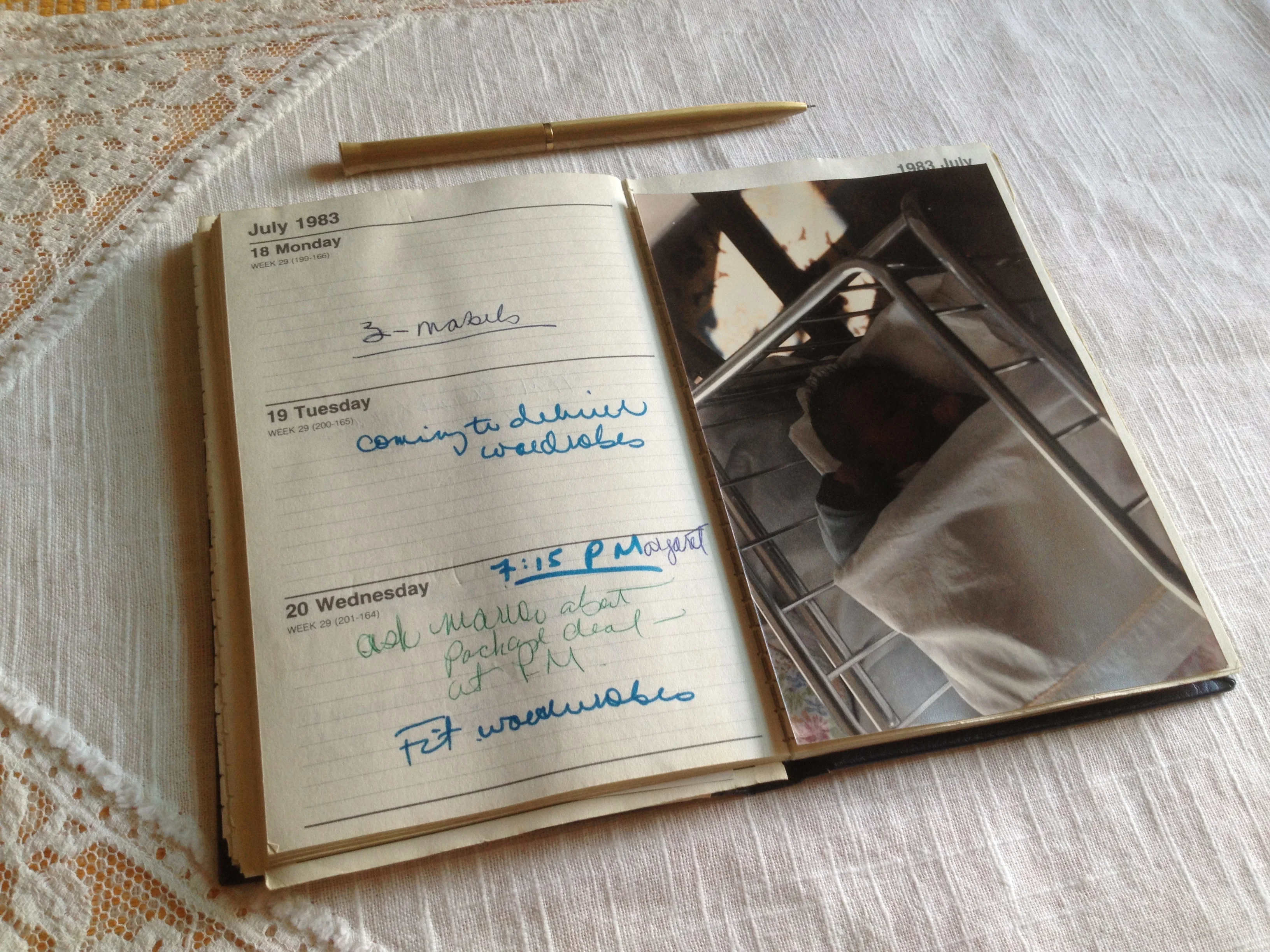 A peek inside...my mother's 1983 day planner